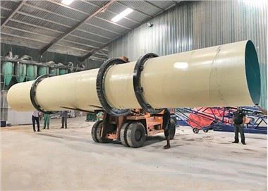 Obrotowa suszarka bębnowa do trocin